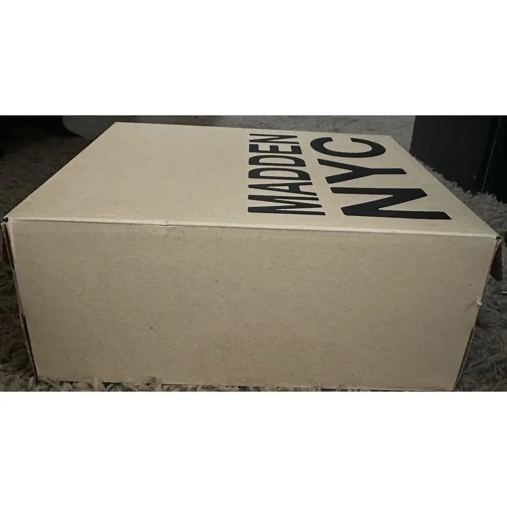 Madden Nyc stylish tan